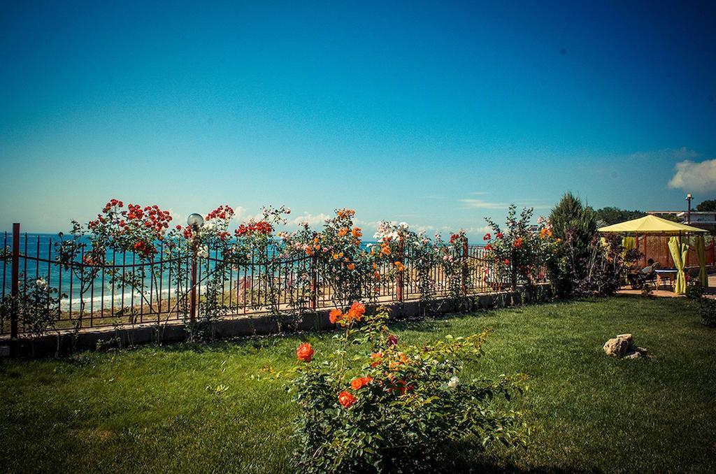 Gt Riviera Fort Beach Apartments Равда Екстер'єр фото